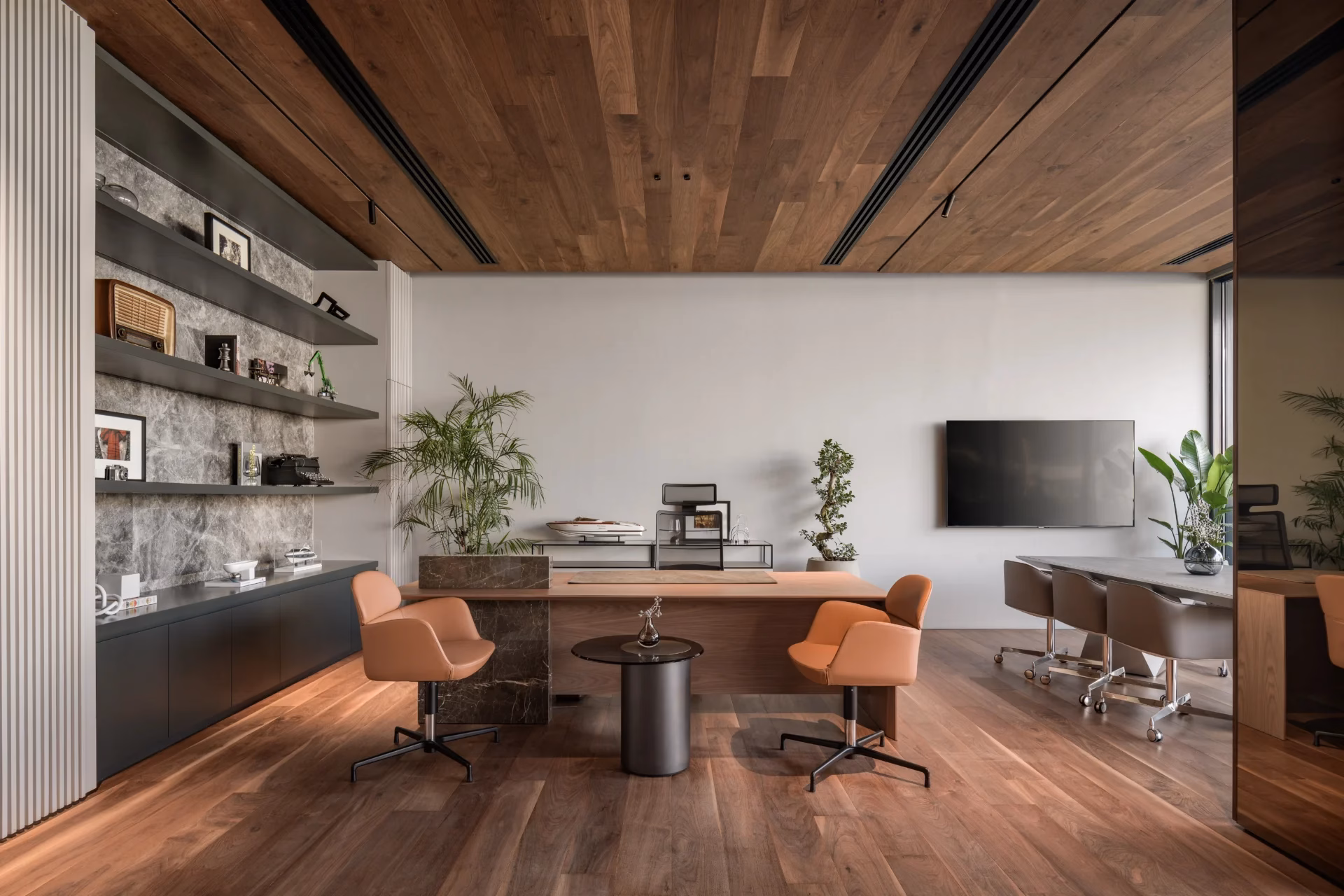 Sky_Investments_Office_49