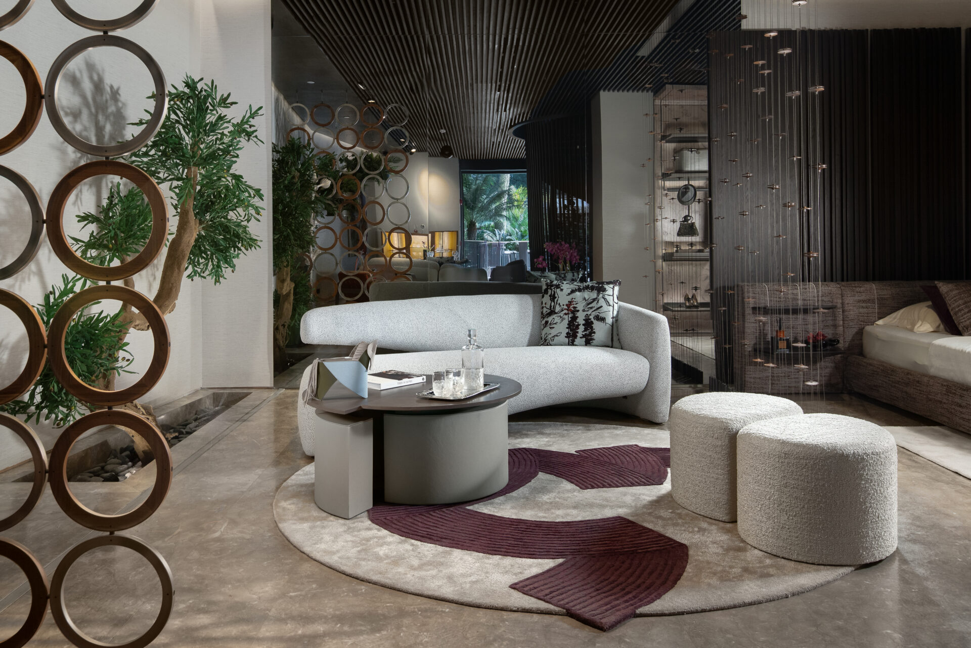 AOF_Showroom_Dec25-96