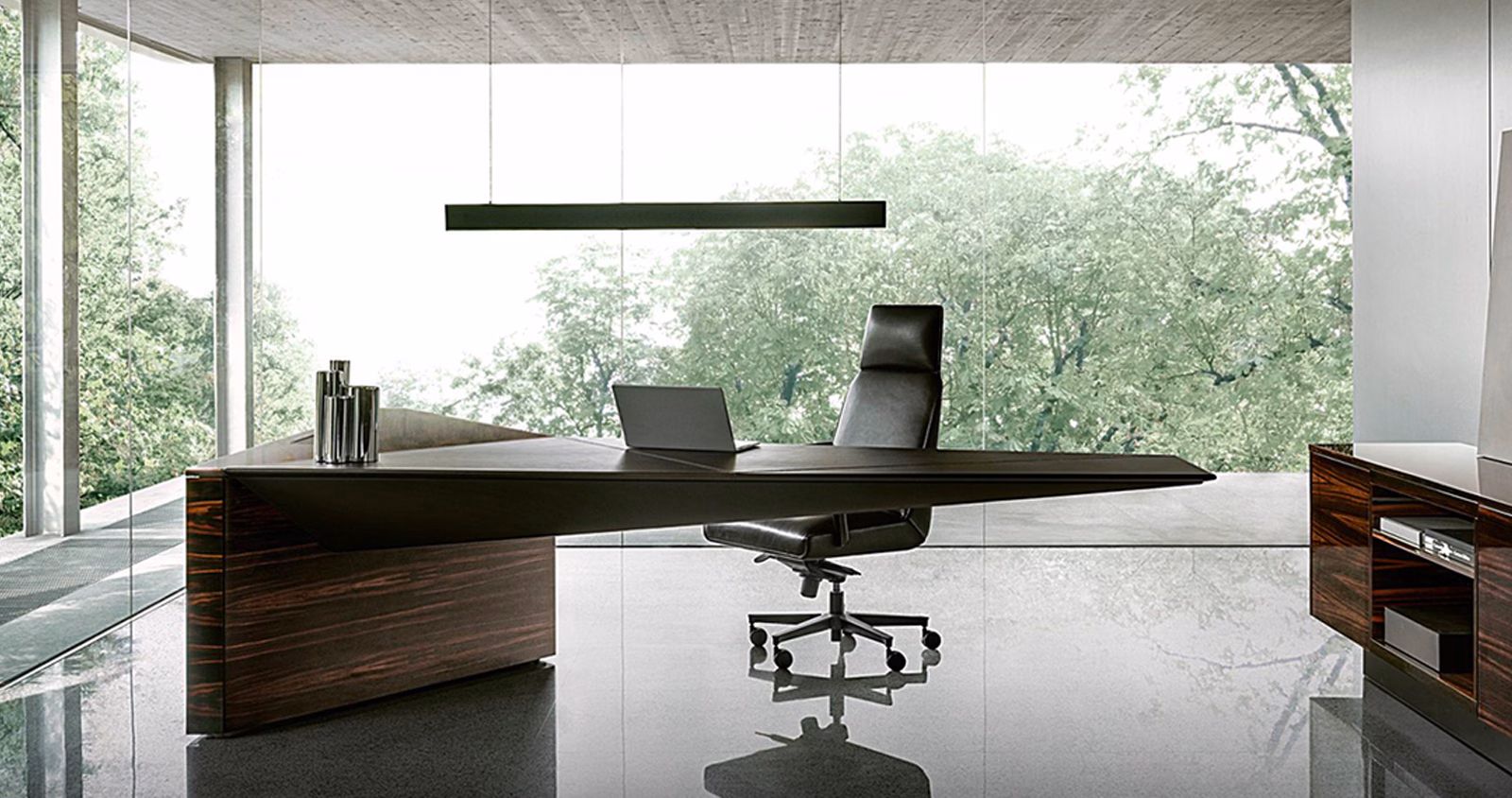 4 MARIANI AOF SELECTIONS OFFICE