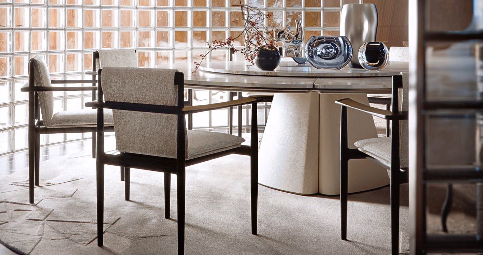 GIORGETTII PLACES TO LIVE DINING TABLES