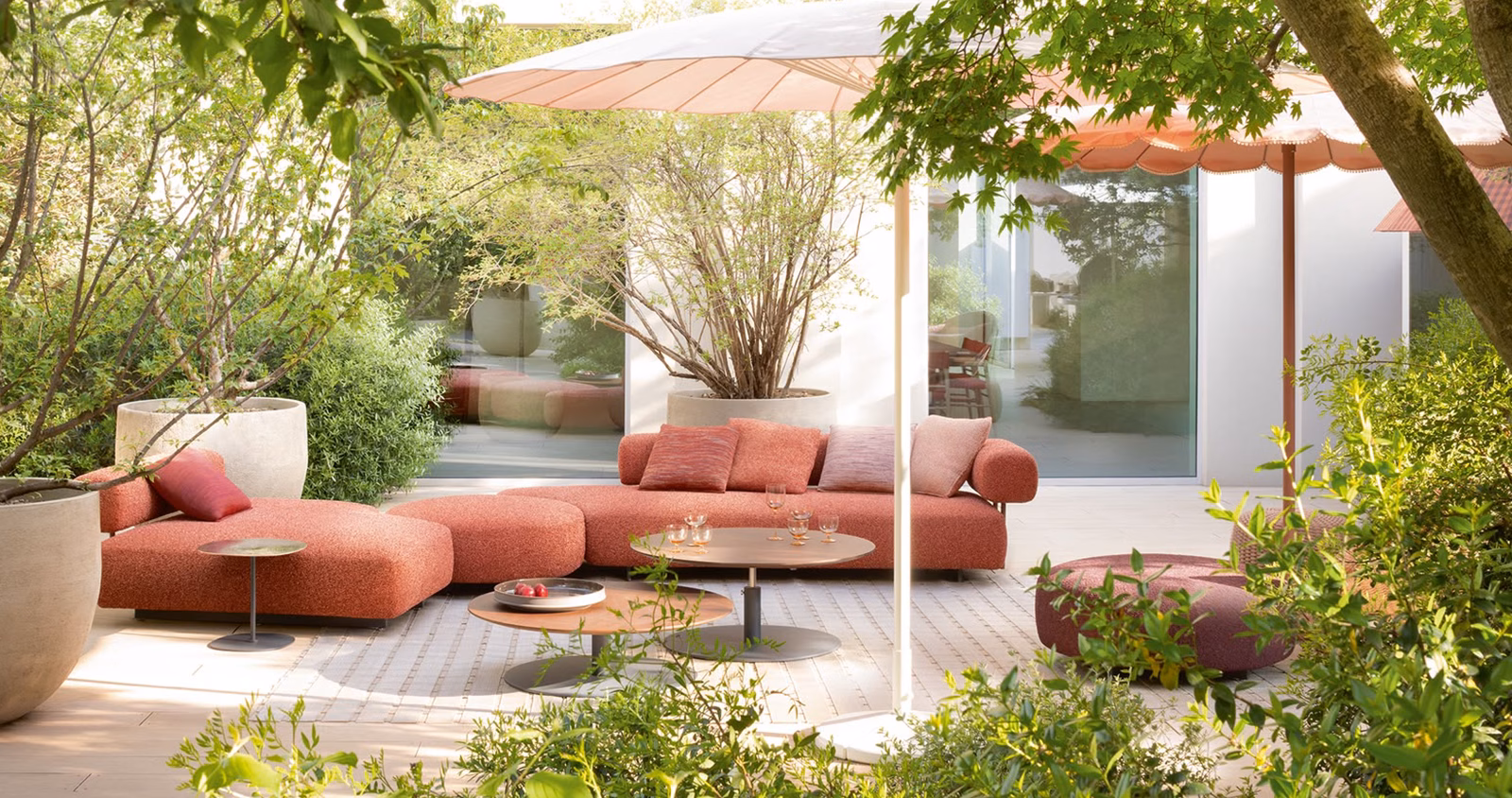 PAOLA LENTI OUTDOORS